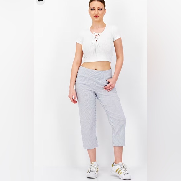 S.C & CO. Women’s pull on capri size 6 pinstripe - Picture 3 of 9